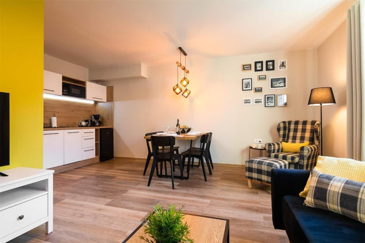 Roza Sudetow Apartamenty Duszniki Zdroj Ngoại thất bức ảnh